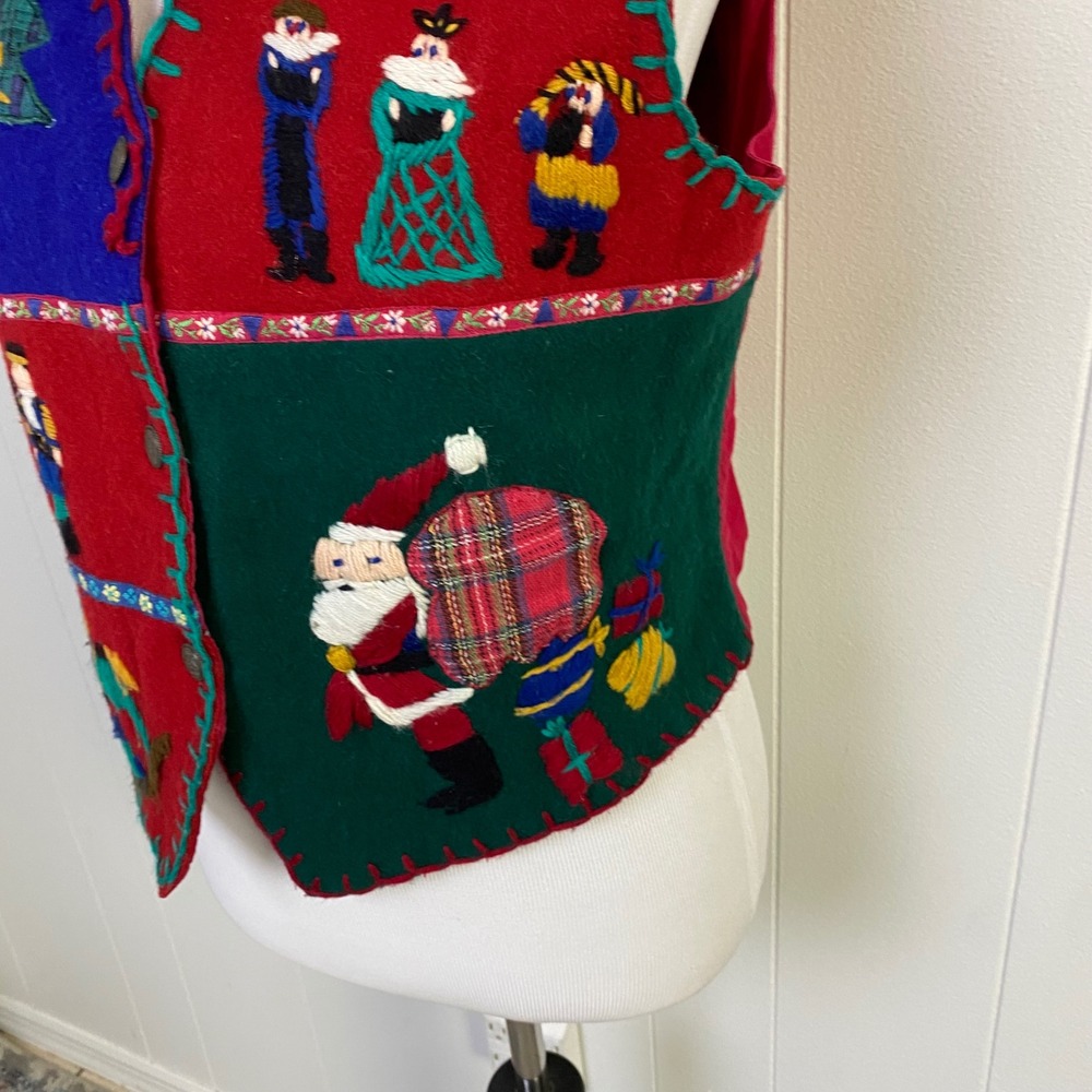 Erika Classics Vintage Christmas Vest Womens Large Wool Blend Santa Embroidered - Picture 7 of 11